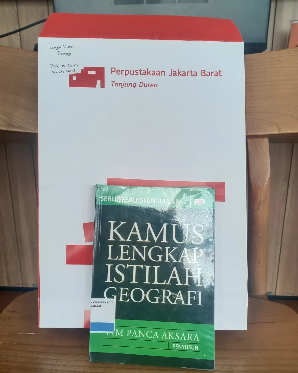Kemasan ketika peminjaman buku di Perpustakaan Jakarta
